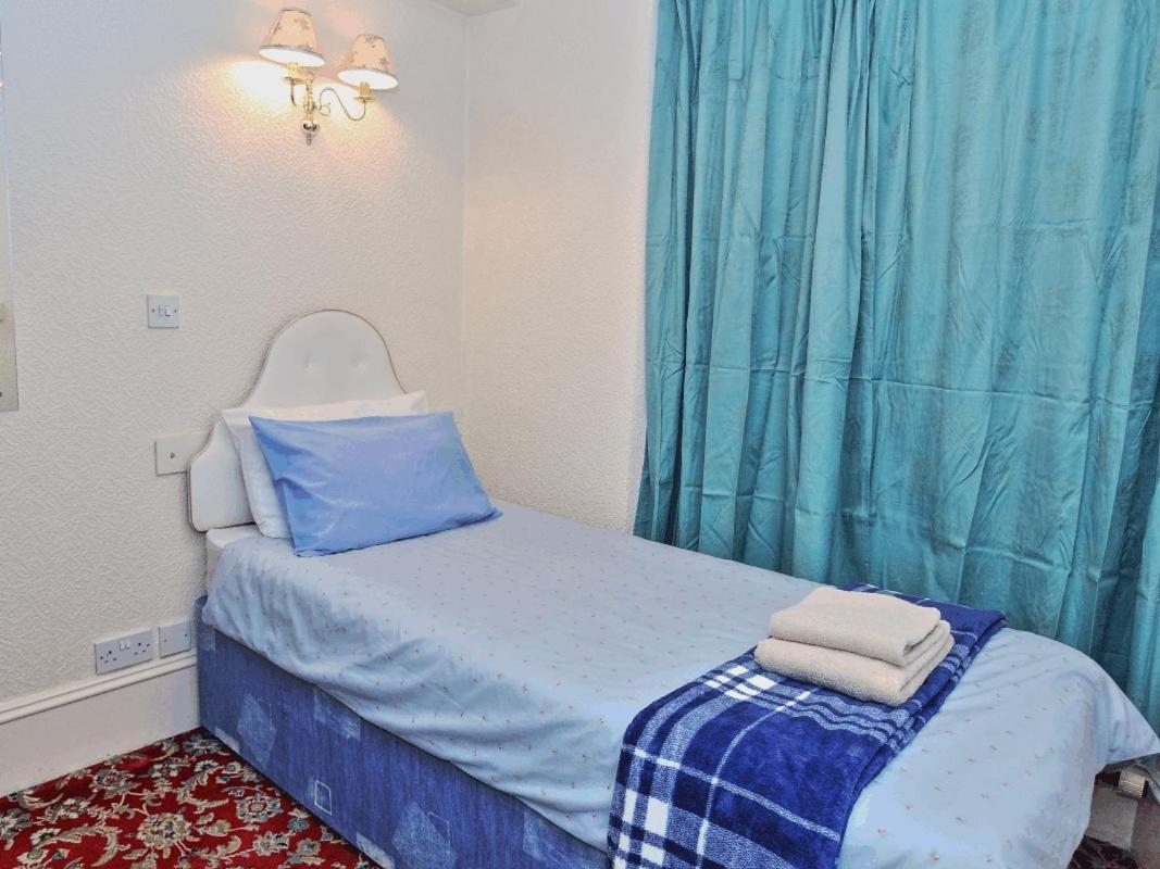 Brentwood Villa Bed And Breakfast Aberdeen Ngoại thất bức ảnh
